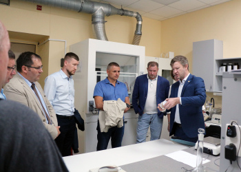 Фото 3 к новости Дмитрий Стрелков принял участие в совещании заместителей директоров по метрологии и главных метрологов ФБУ ЦСМ Уральского и Приволжского федеральных округов